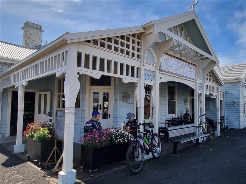 The Art of Tea Koroit