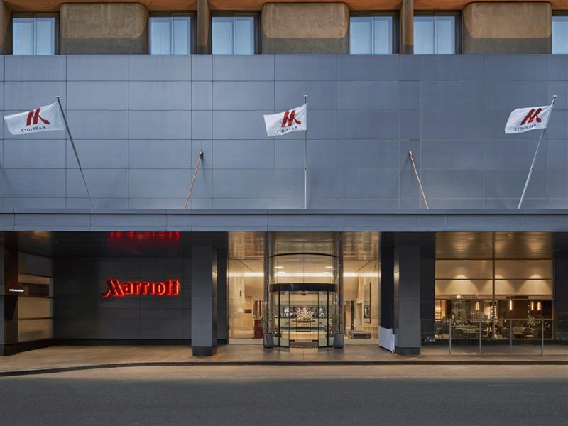 Exterior shot of Melbourne Marriott Hotel