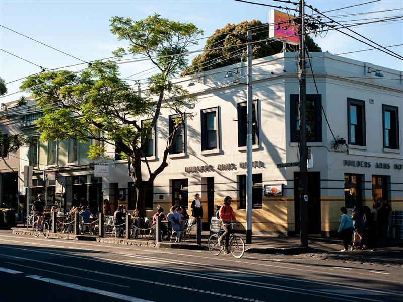 Builders Arms Hotel